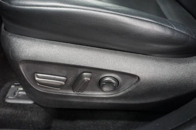 Used 2022 Toyota Highlander XLE image 7