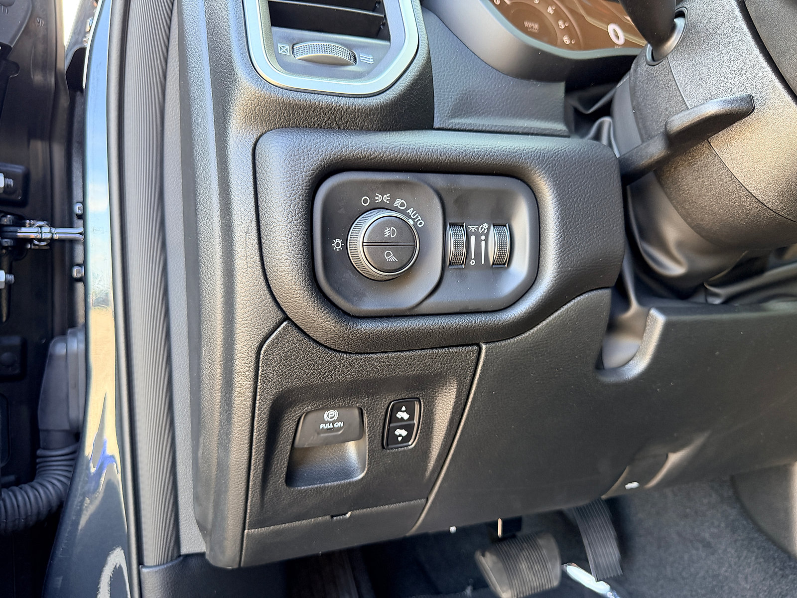 New 2026 RAM 1500 Lone Star AWD/4WD image 30