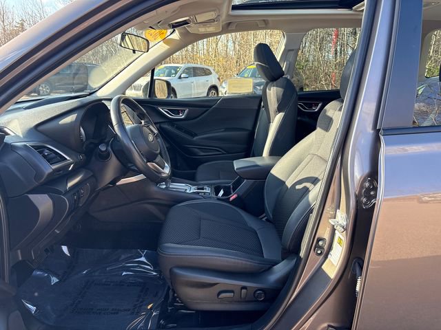 Used 2023 Subaru Forester Premium image 33
