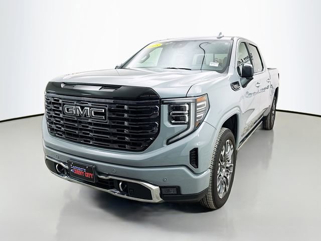 Used 2025 GMC Sierra 1500 Denali Ultimate image 3