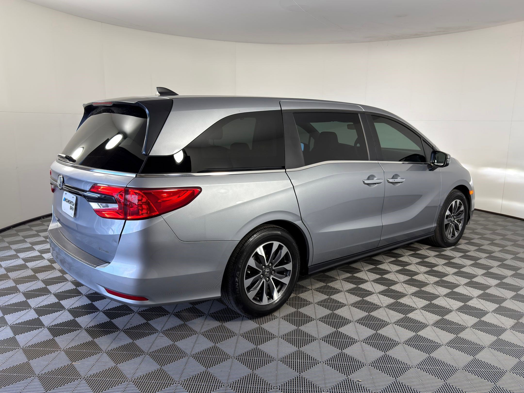 Used 2023 Honda Odyssey EX-L image 7
