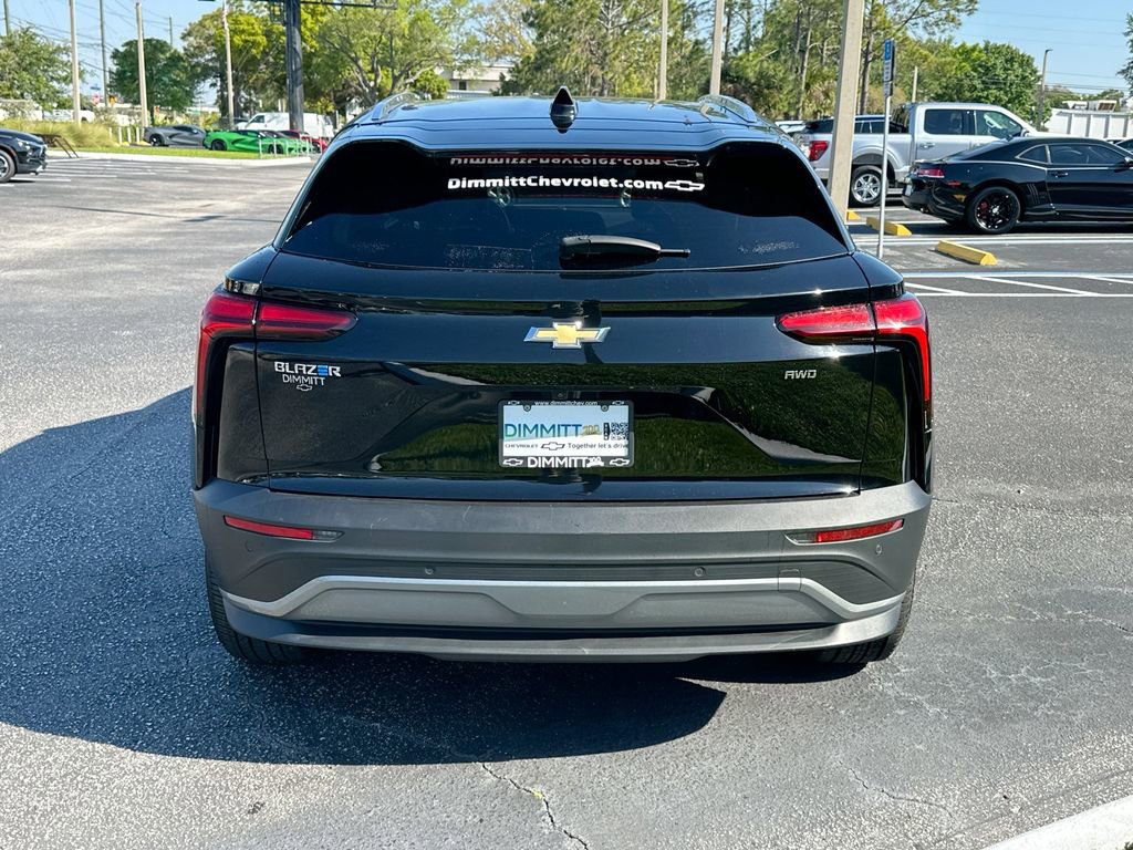 Used 2024 Chevrolet Blazer EV LT AWD/4WD image 6