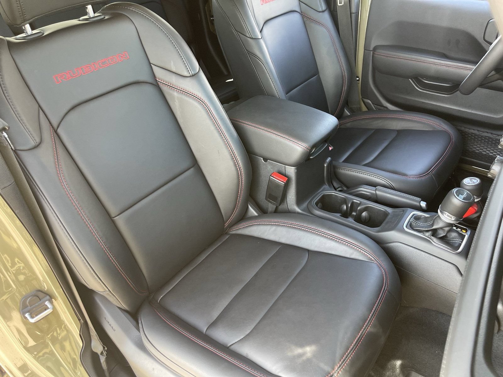 Used 2025 Jeep Gladiator Rubicon AWD/4WD image 11