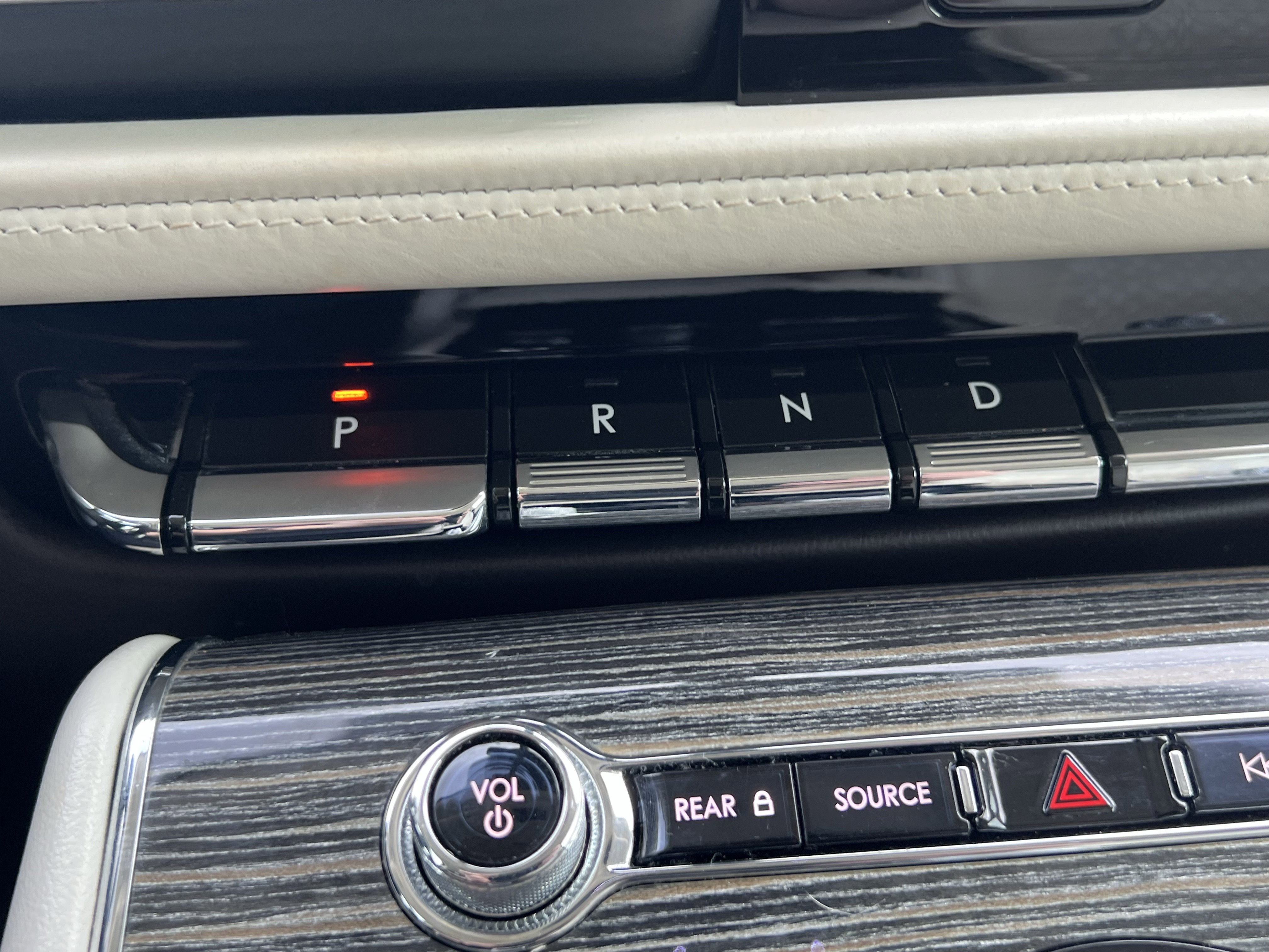 Used 2020 Lincoln Aviator Black Label image 26