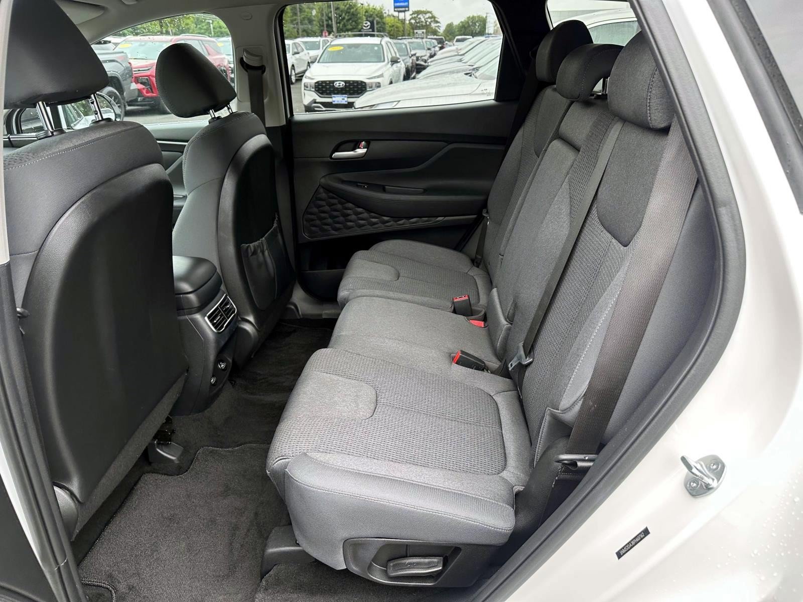 Used 2023 Hyundai Santa Fe SEL AWD/4WD image 12