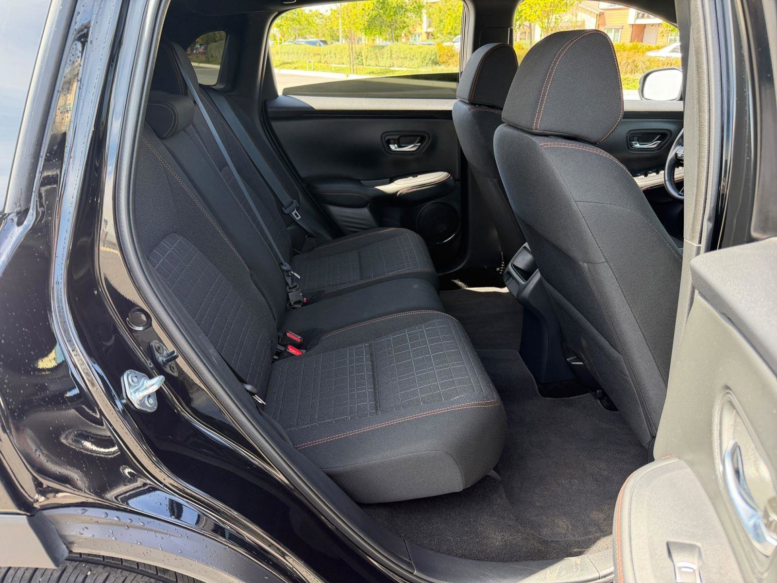 Used 2025 Honda HR-V Sport image 18