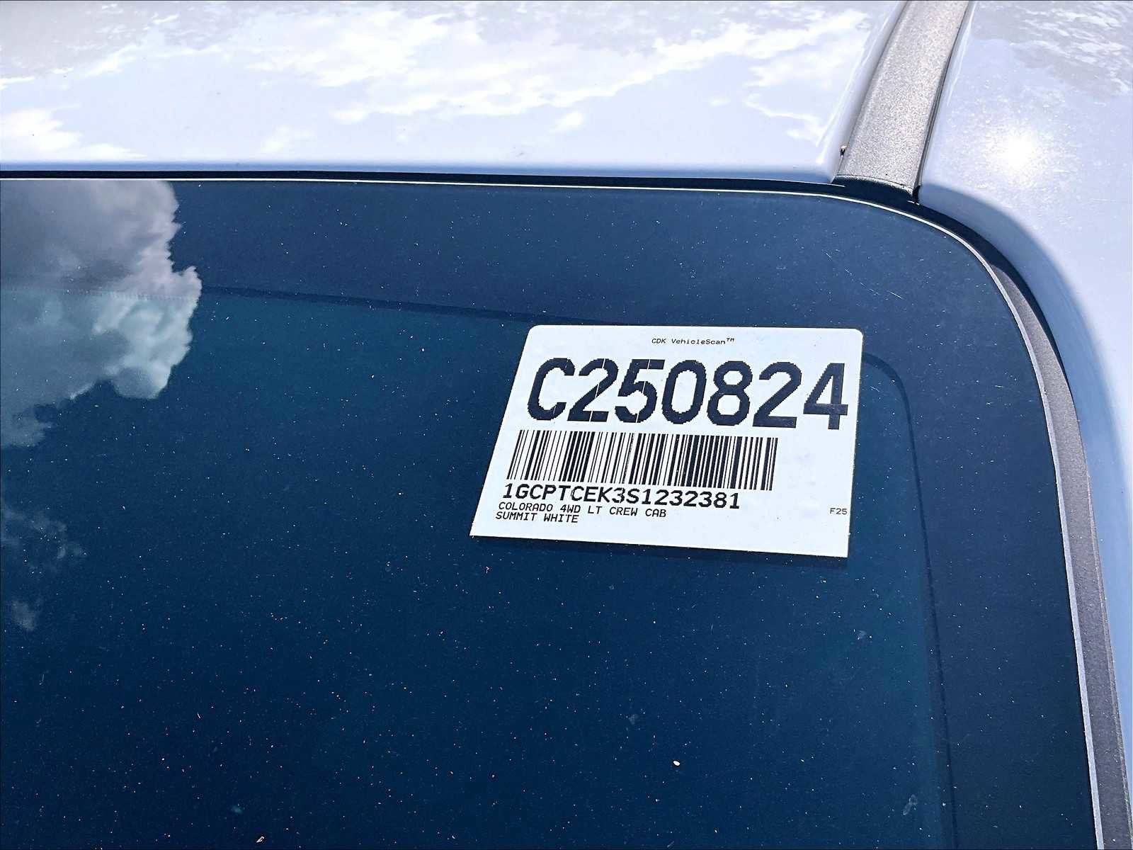 New 2025 Chevrolet Colorado LT image 18