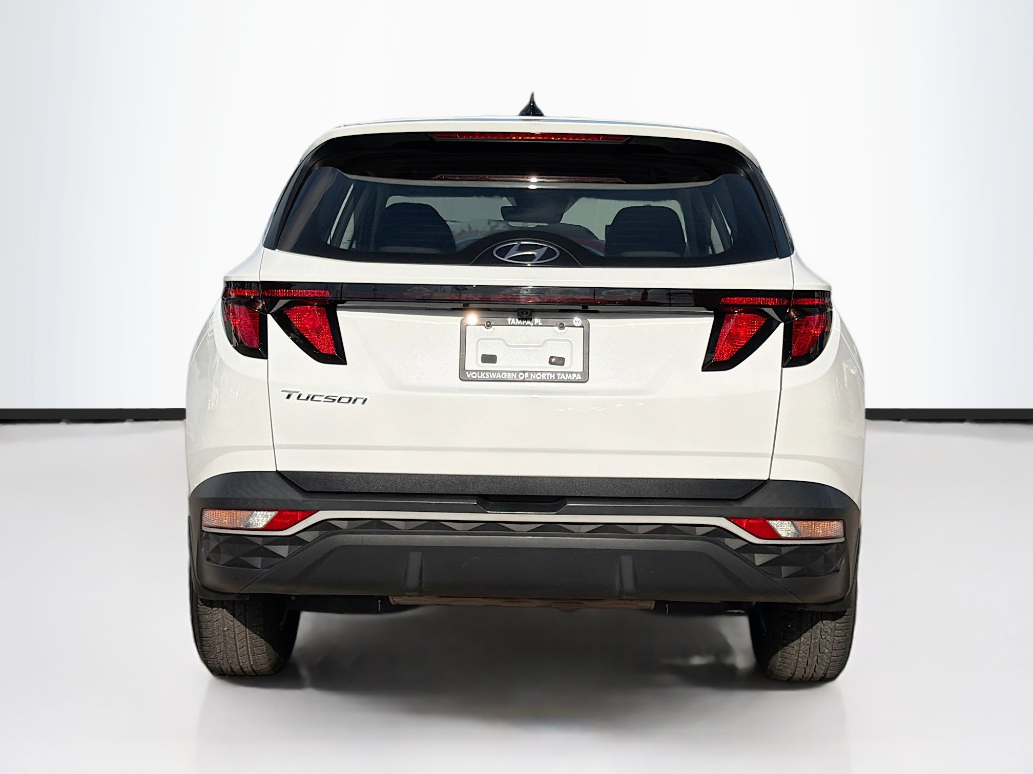 Used 2023 Hyundai Tucson SE image 4