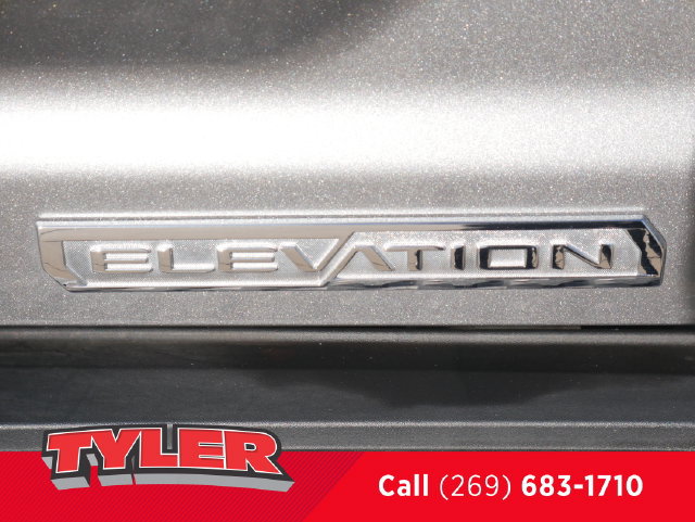 Used 2024 GMC Canyon Elevation w/ Elevation Premium Package AWD/4WD image 14