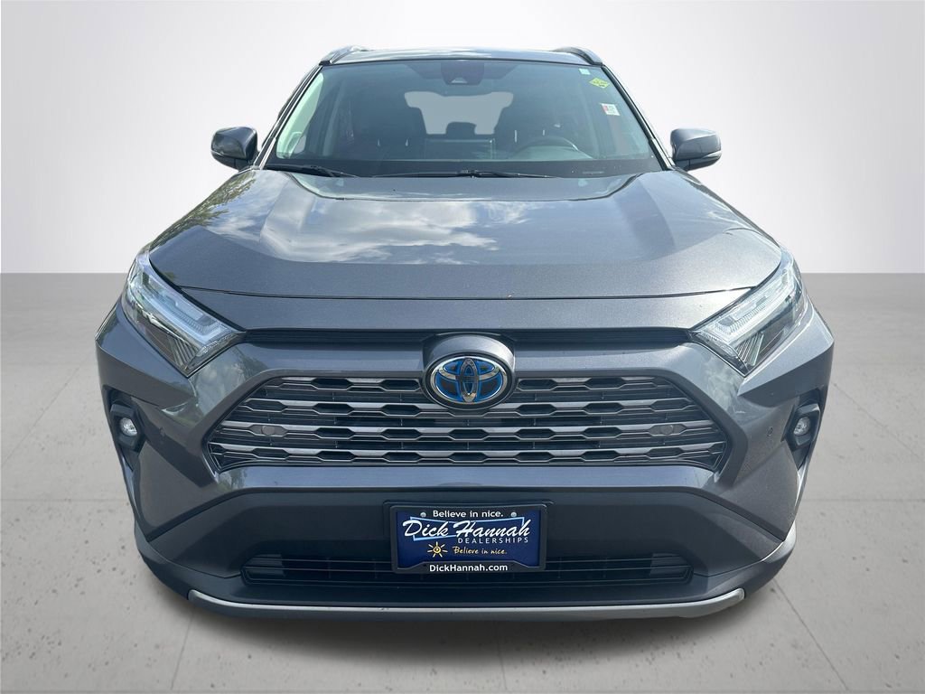 Used 2022 Toyota RAV4 Limited AWD/4WD image 3
