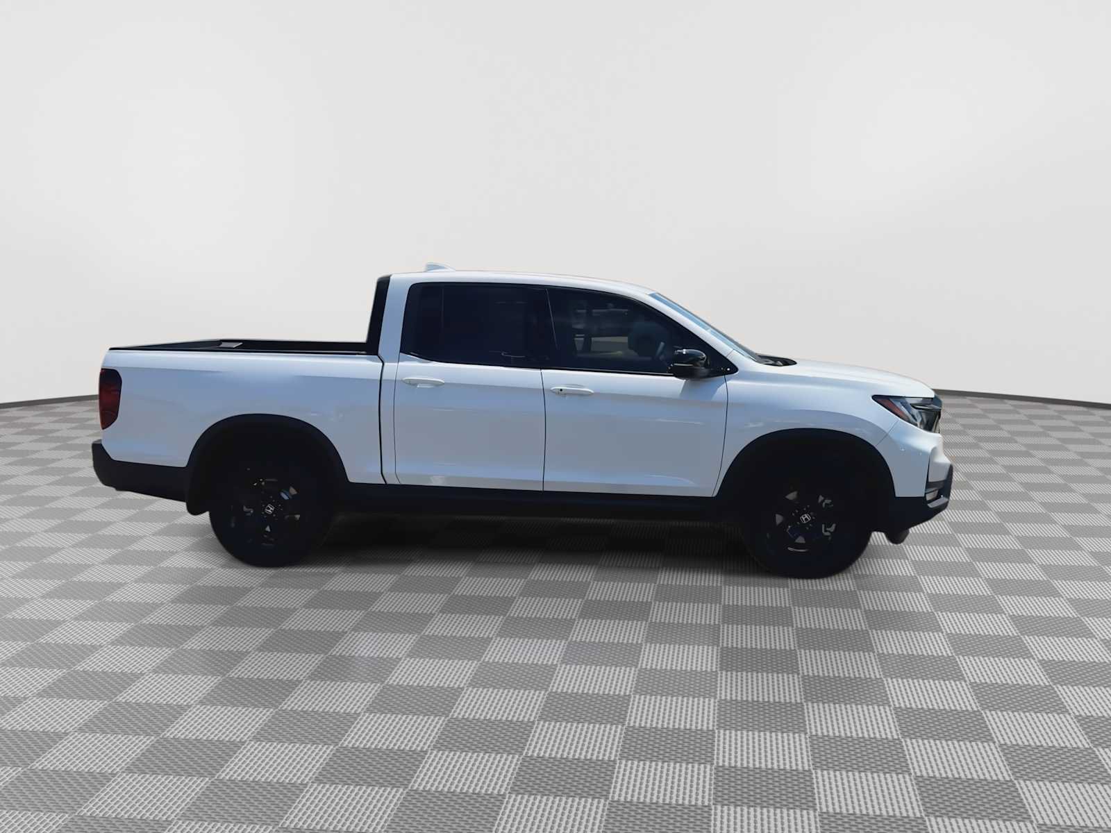 New 2026 Honda Ridgeline Black Edition image 9