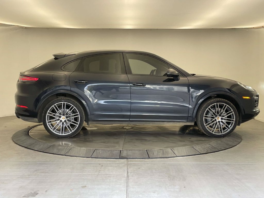 Used 2023 Porsche Cayenne S AWD/4WD image 8
