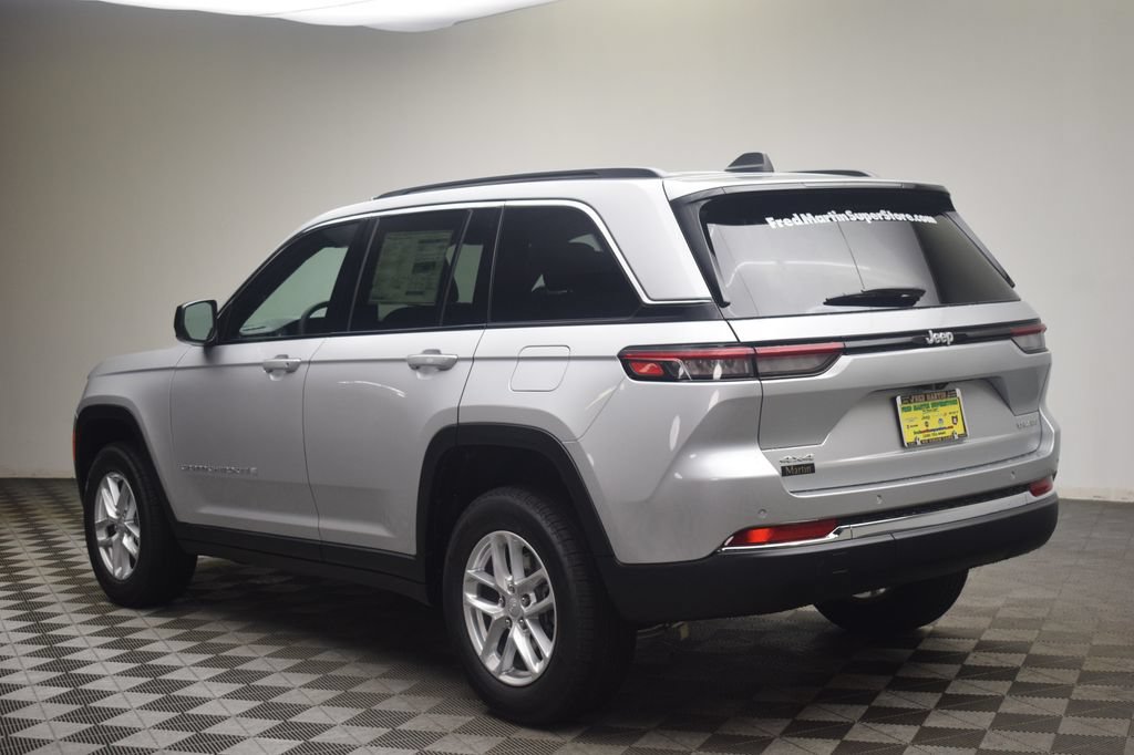 New 2026 Jeep Grand Cherokee Laredo X AWD/4WD image 12