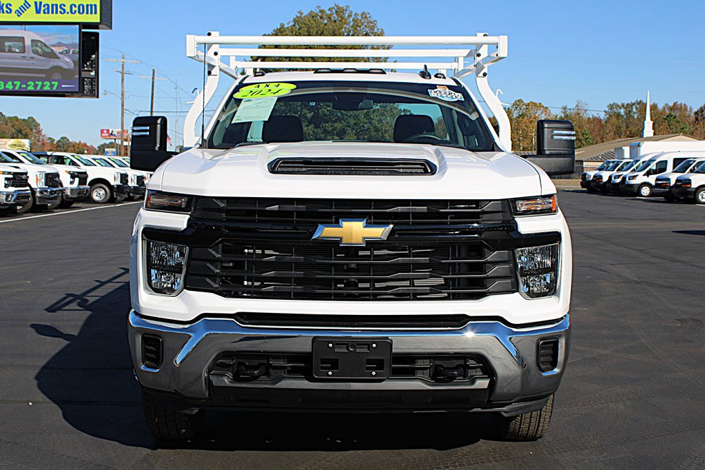 Used 2024 Chevrolet Silverado 3500 W/T w/ Snow Plow Prep Package image 14