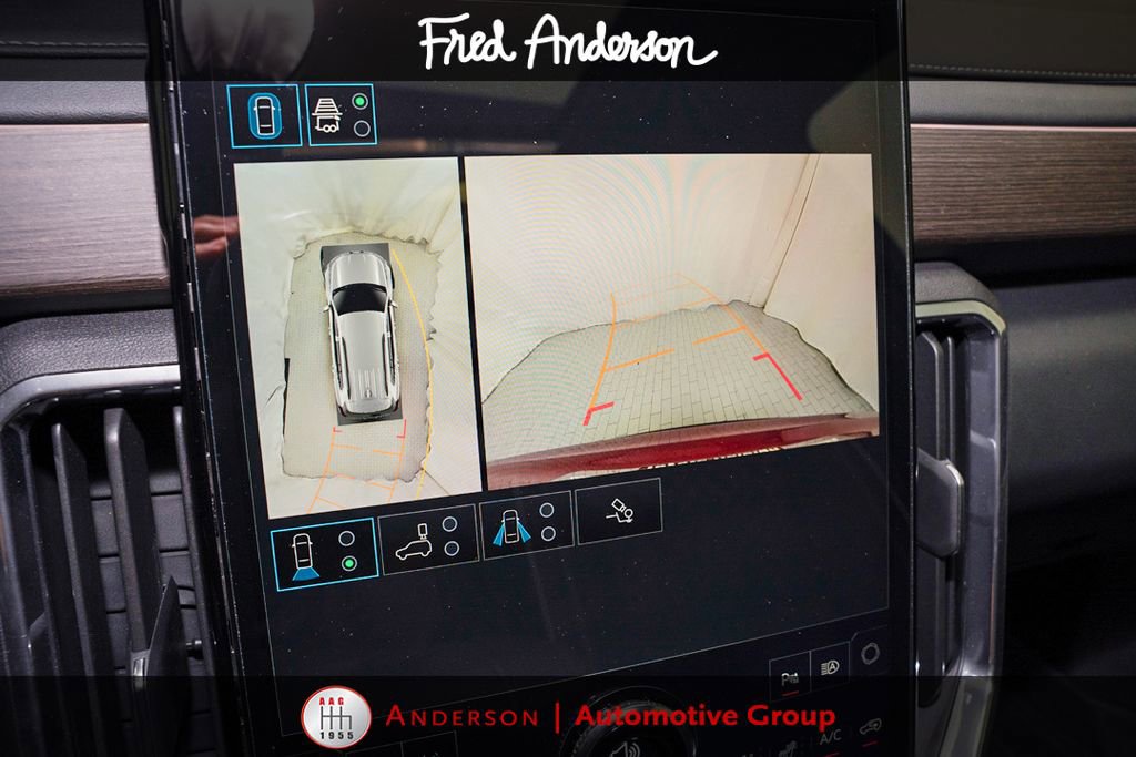 Used 2025 GMC Acadia Denali w/ Super Cruise Package FWD image 17