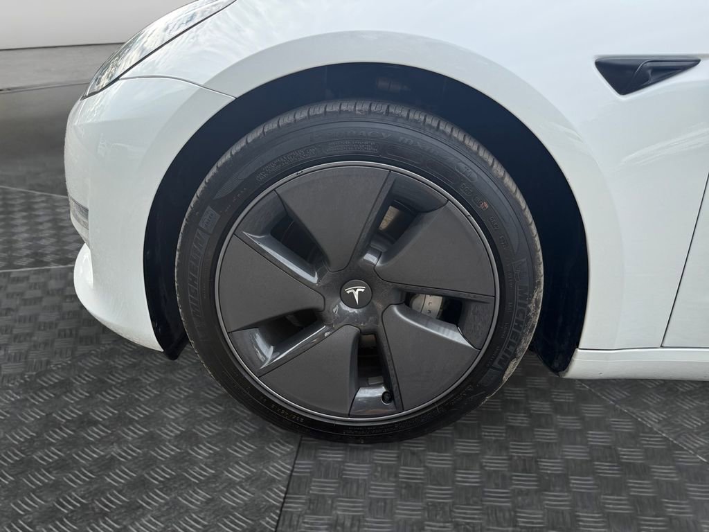 Used 2023 Tesla Model 3 Standard Range RWD image 14