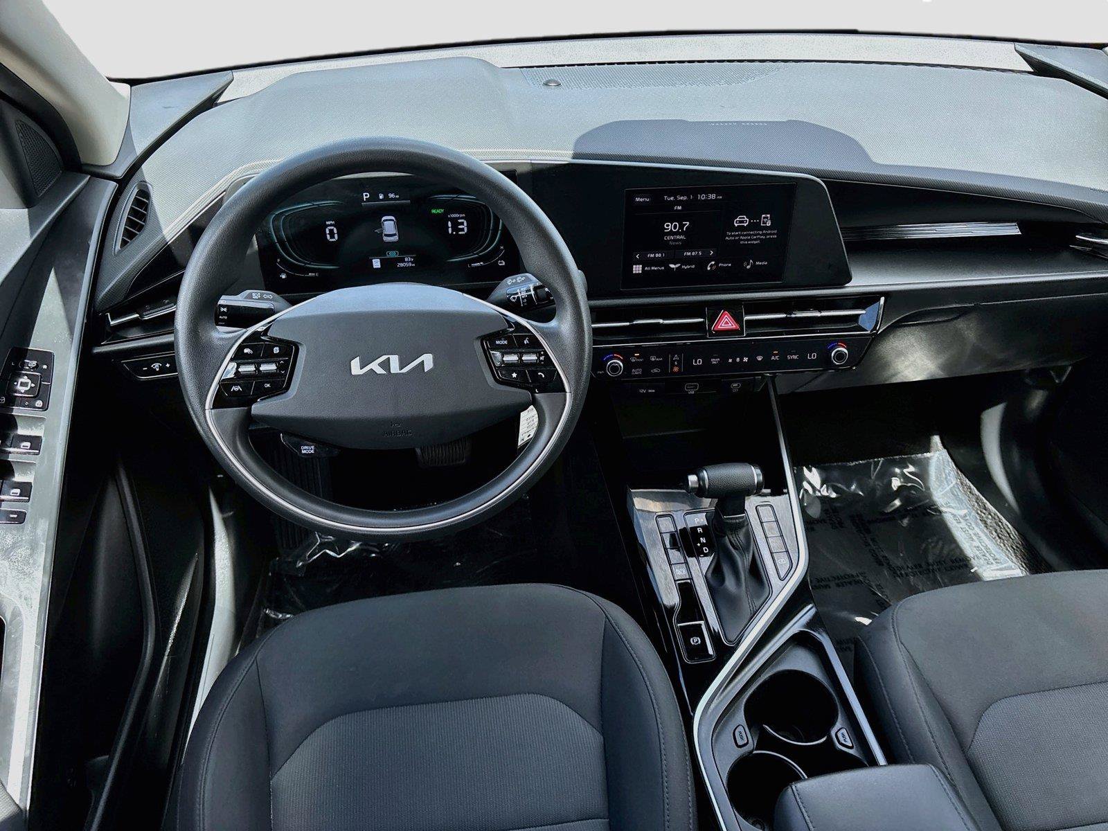 Used 2025 Kia Niro LX FWD image 20