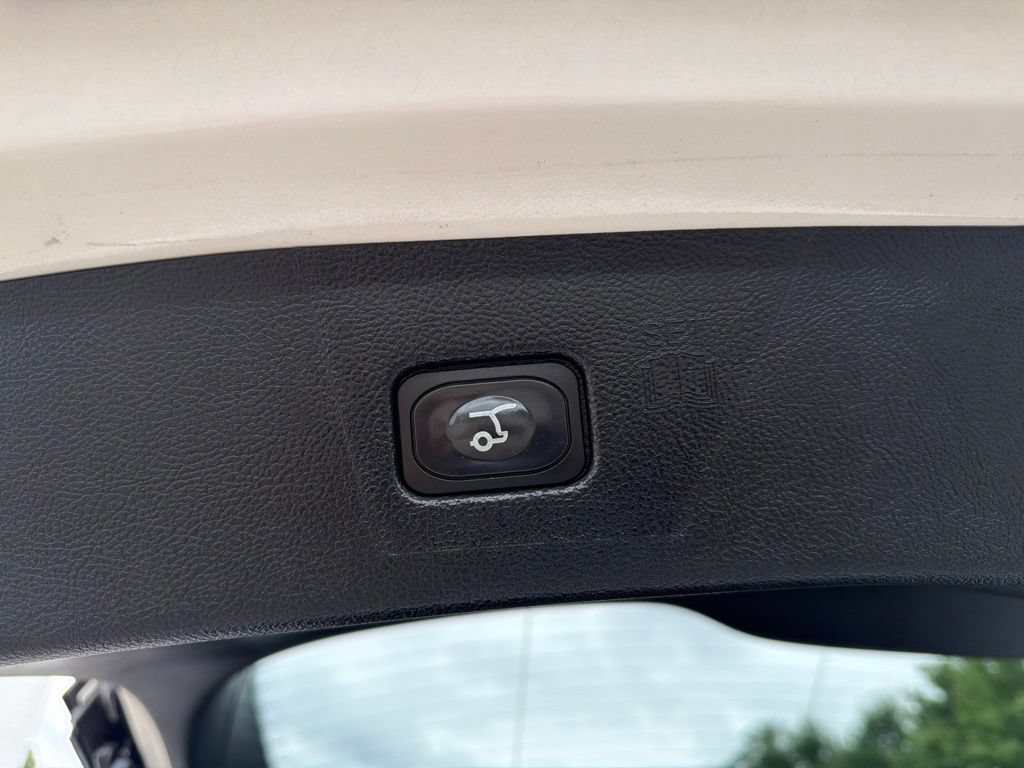 Used 2019 Ford Edge ST AWD/4WD image 19