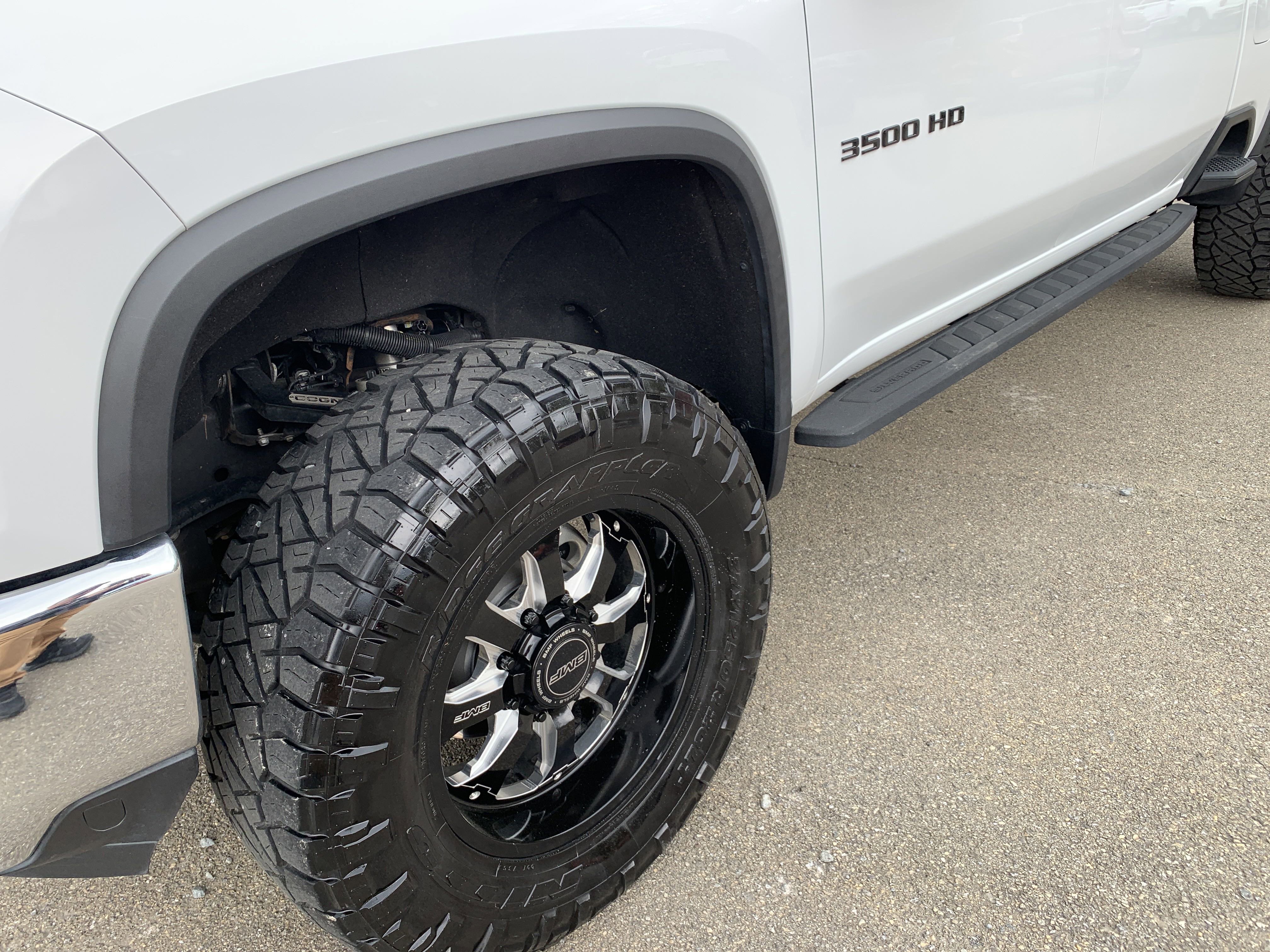 Used 2022 Chevrolet Silverado 3500 LTZ w/ LTZ Convenience Package image 19