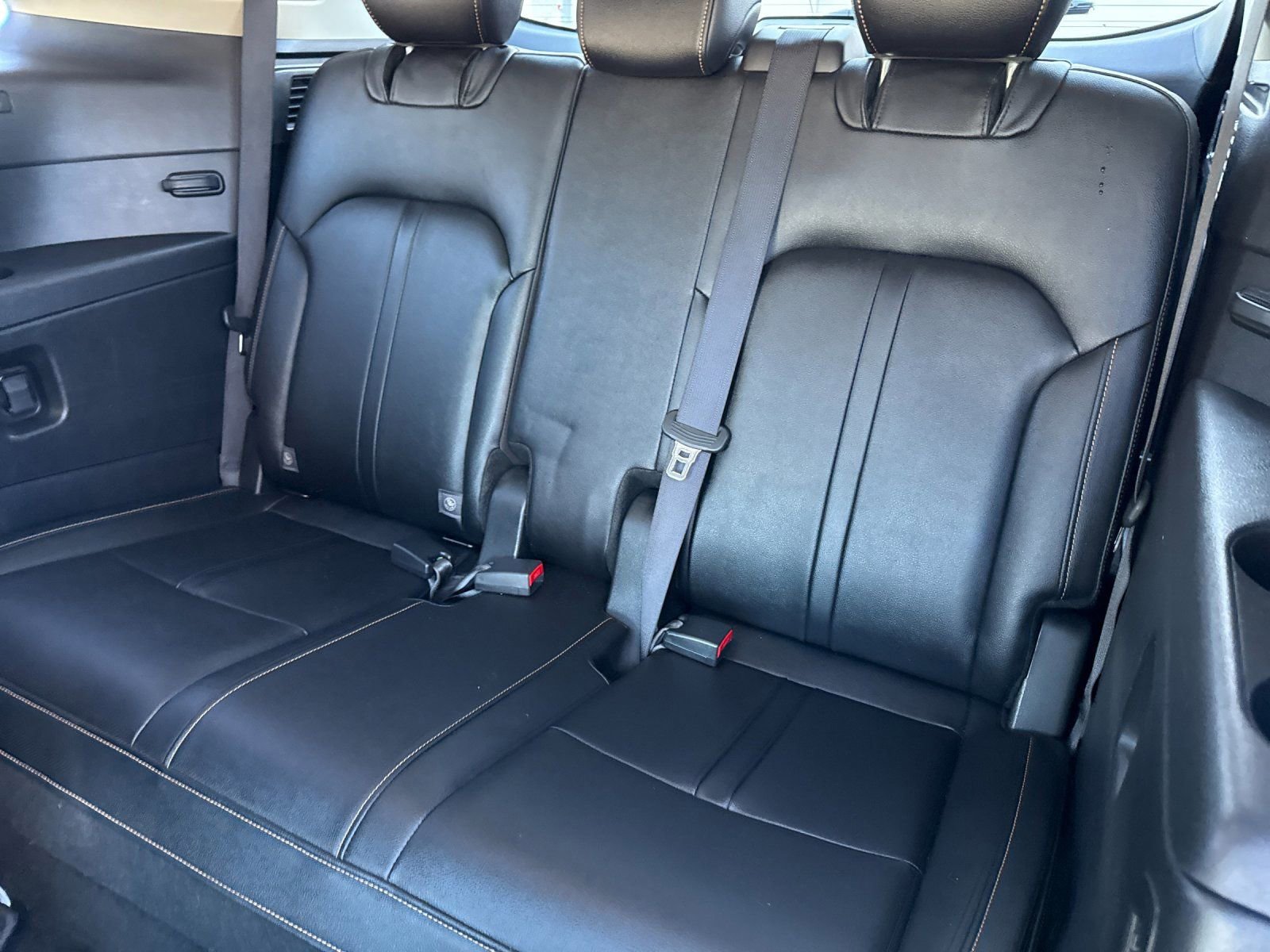 Used 2024 MAZDA CX-90 3.3 Turbo w/ Premium Package image 16