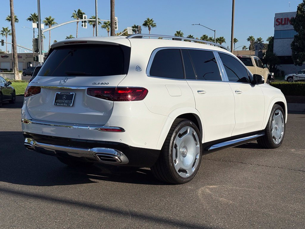 Used 2024 Mercedes-Benz Maybach GLS 600 4MATIC image 13