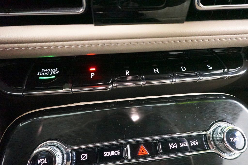 Used 2023 Lincoln Nautilus AWD w/ Premium Package image 21