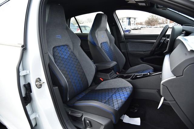 New 2026 Volkswagen Golf w/ Euro Style Package image 20