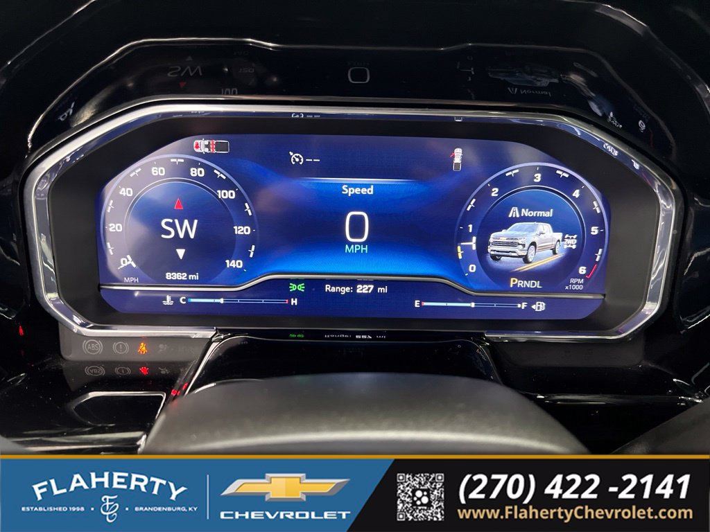 Used 2025 Chevrolet Silverado 1500 LT AWD/4WD image 27