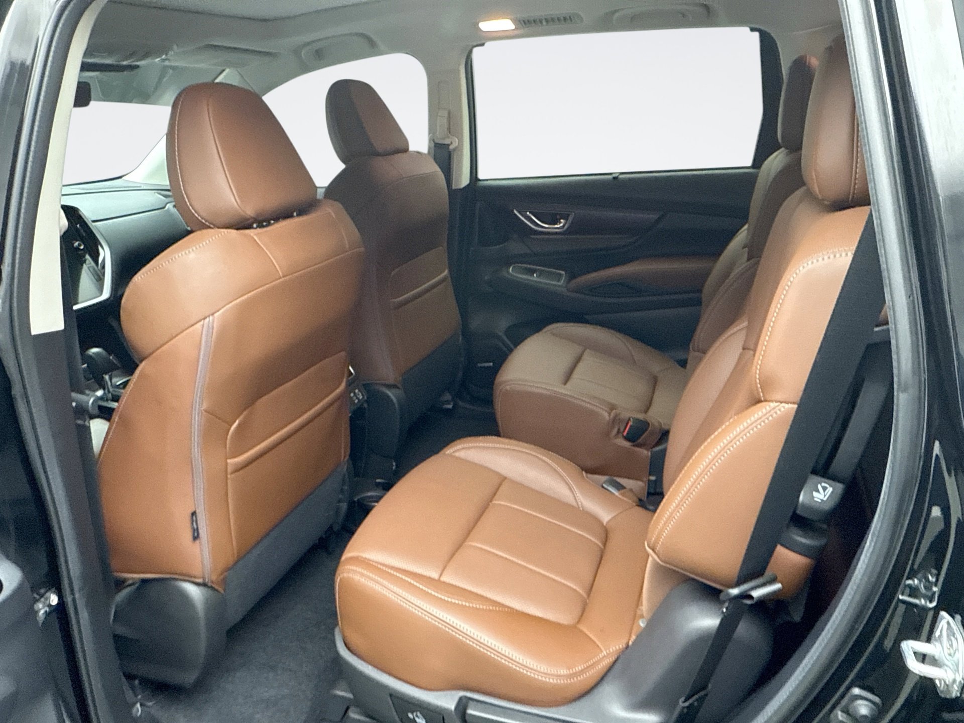 Used 2023 Subaru Ascent Touring image 11