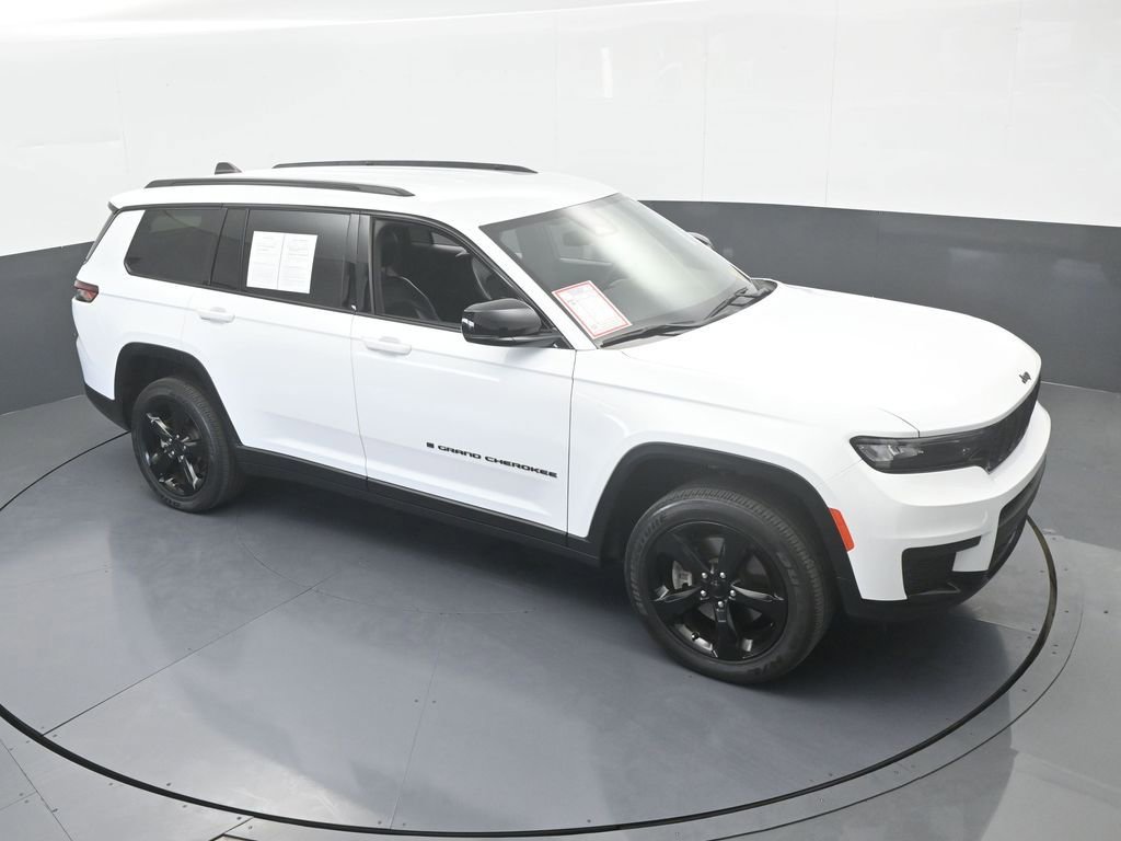 Used 2023 Jeep Grand Cherokee L Laredo RWD image 57