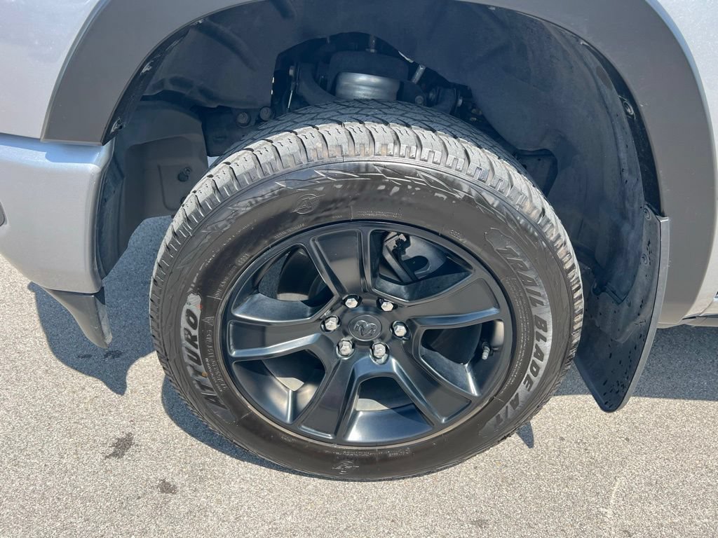 Used 2020 RAM 1500 Big Horn AWD/4WD image 13