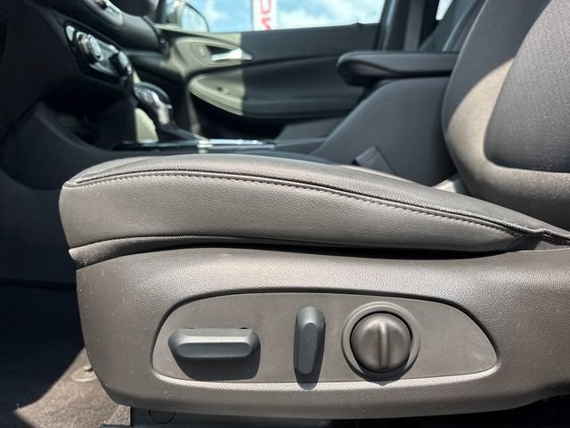 Used 2023 Buick Encore GX Select FWD image 14