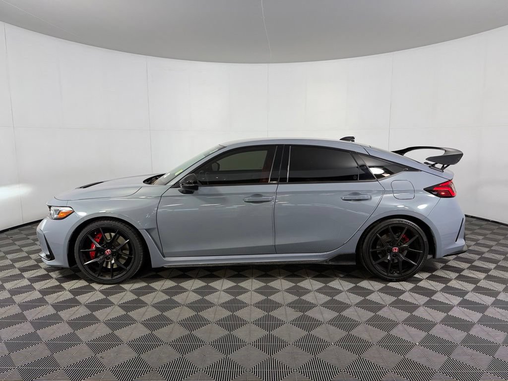 Used 2023 Honda Civic Type R image 10