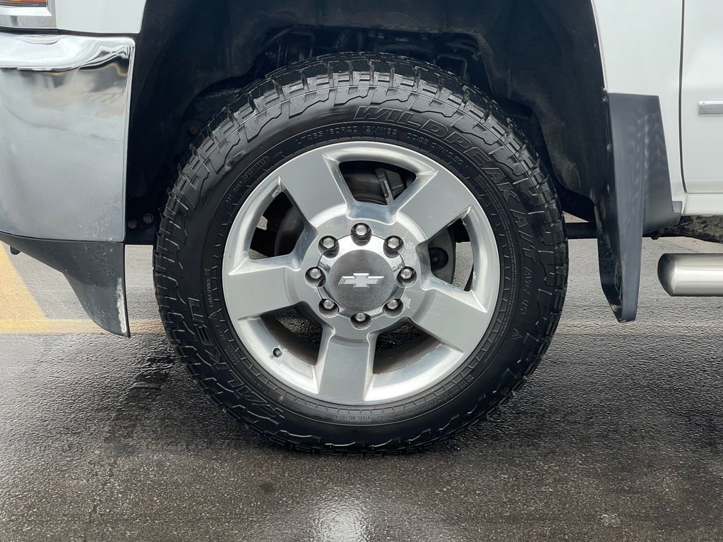 Used 2017 Chevrolet Silverado 2500 LTZ w/ Vortec Plus Package image 32