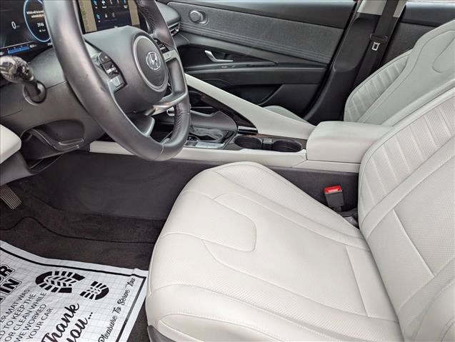 Used 2023 Hyundai Elantra Limited w/ Cargo Package FWD image 15