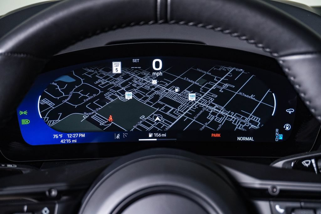 Certified 2025 Porsche Macan 4S Electric AWD/4WD image 21