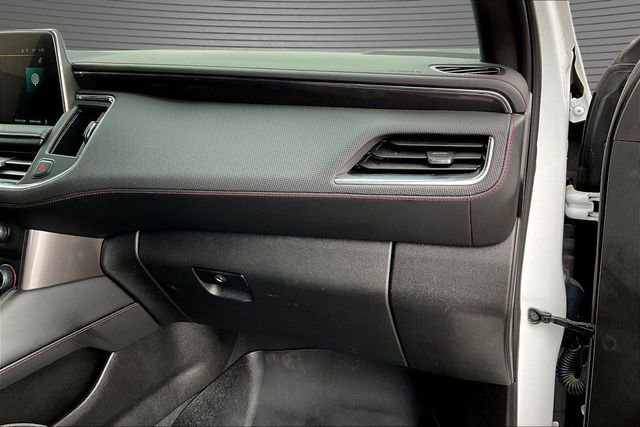 Used 2022 Chevrolet Suburban RST w/ Luxury Package image 27