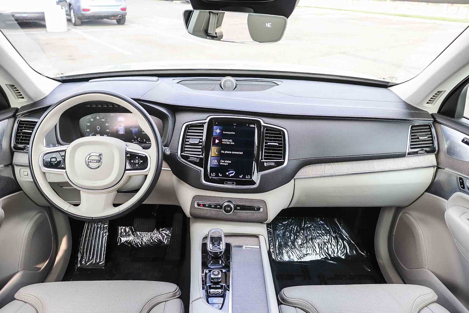 Used 2020 Volvo XC90 T8 Inscription w/ Protection Package Premier image 13