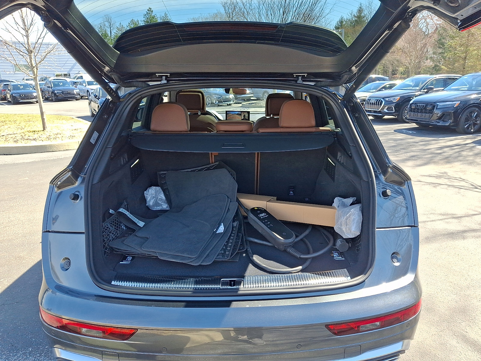 Used 2024 Audi Q5 e Premium Plus image 30