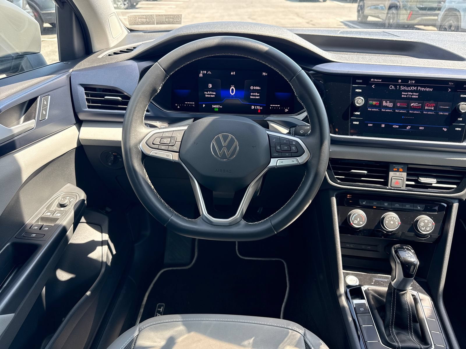 Certified 2023 Volkswagen Taos SE AWD/4WD image 14