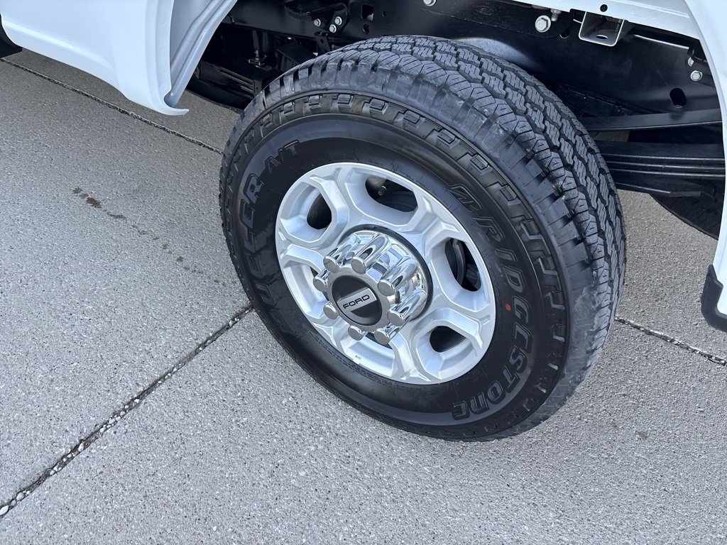 New 2026 Ford F350 XLT image 7