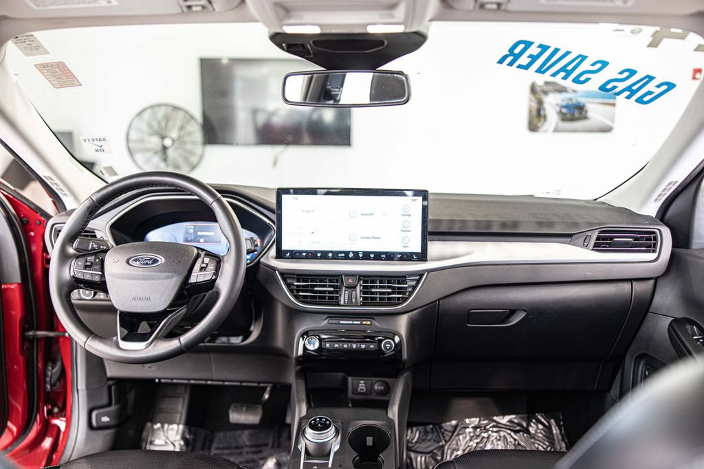 Used 2024 Ford Escape Platinum AWD/4WD image 34