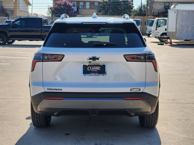 Used 2026 Chevrolet Equinox LT w/ Convenience Package II FWD image 12