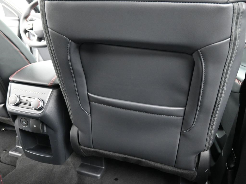 New 2026 Ford Explorer ST-Line w/ ST-Line Street Pack image 27