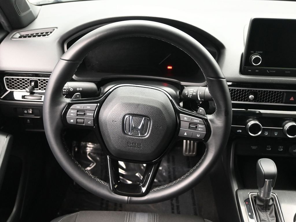 Used 2025 Honda Civic Sport image 16