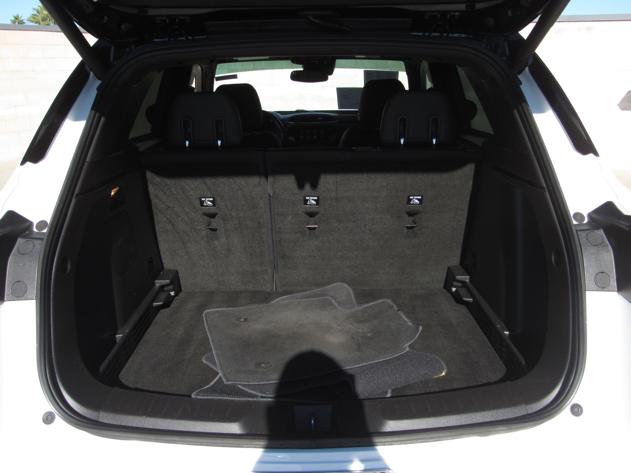 Used 2023 Chevrolet TrailBlazer RS w/ Sun and Liftgate Package image 13