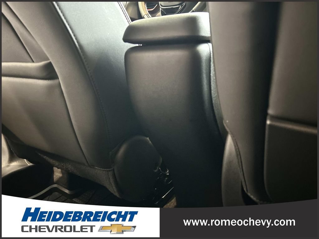Used 2024 Chevrolet TrailBlazer RS w/ Driver Confidence Package AWD/4WD image 17