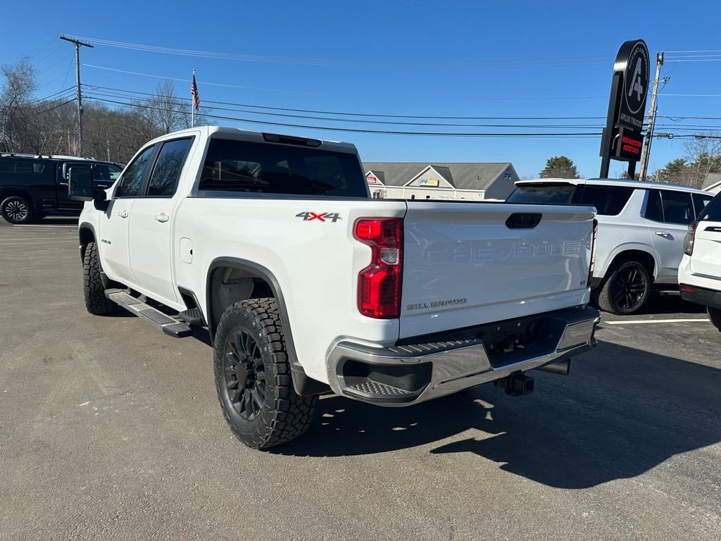 Used 2024 Chevrolet Silverado 2500 LT image 10