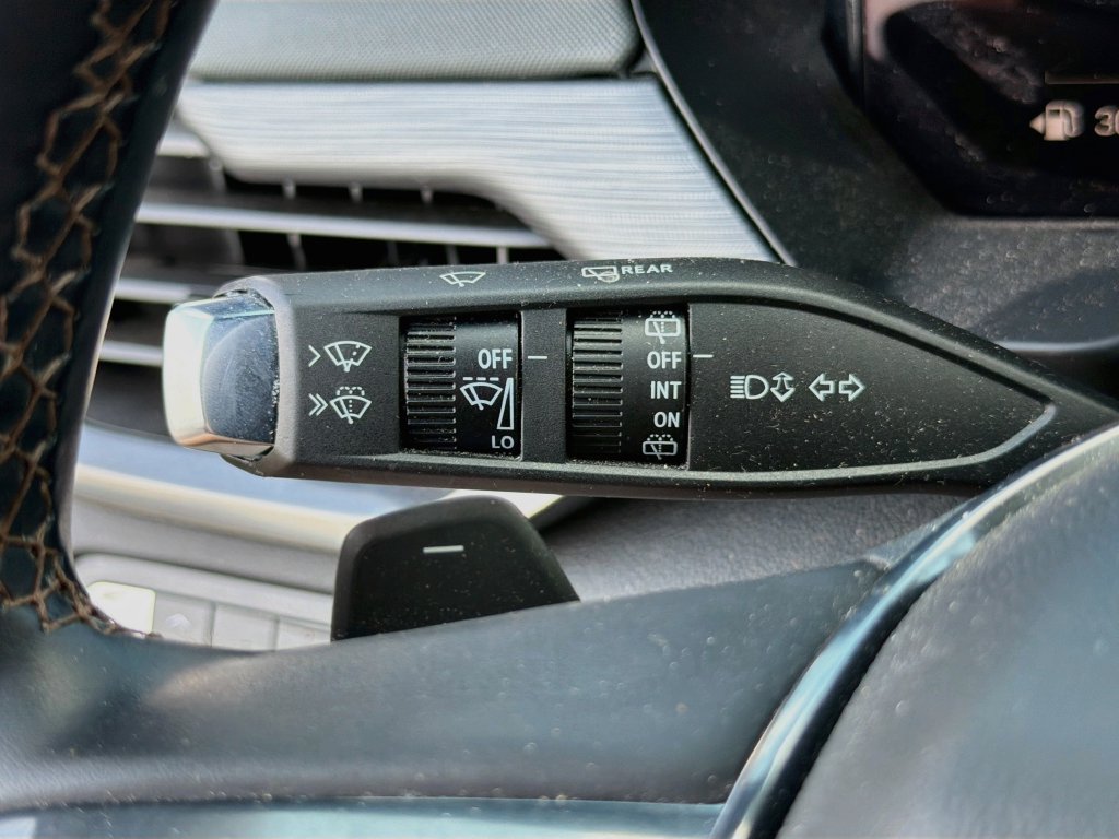 Used 2025 GMC Acadia AT4 AWD/4WD image 23