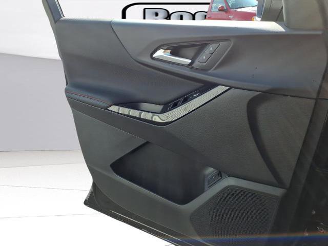 Used 2026 Chevrolet Equinox RS image 19